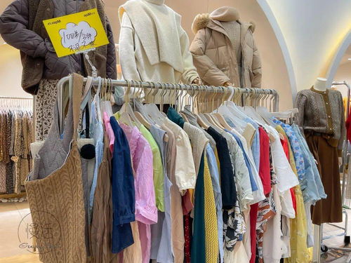 服裝批發(fā)市場(chǎng)清倉(cāng)指南 100元3件靚衫,20元買牛仔褲,哪里更抵