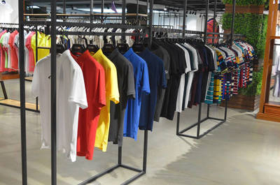 服裝要去哪進貨?怎么尋找服裝批發貨源呢?